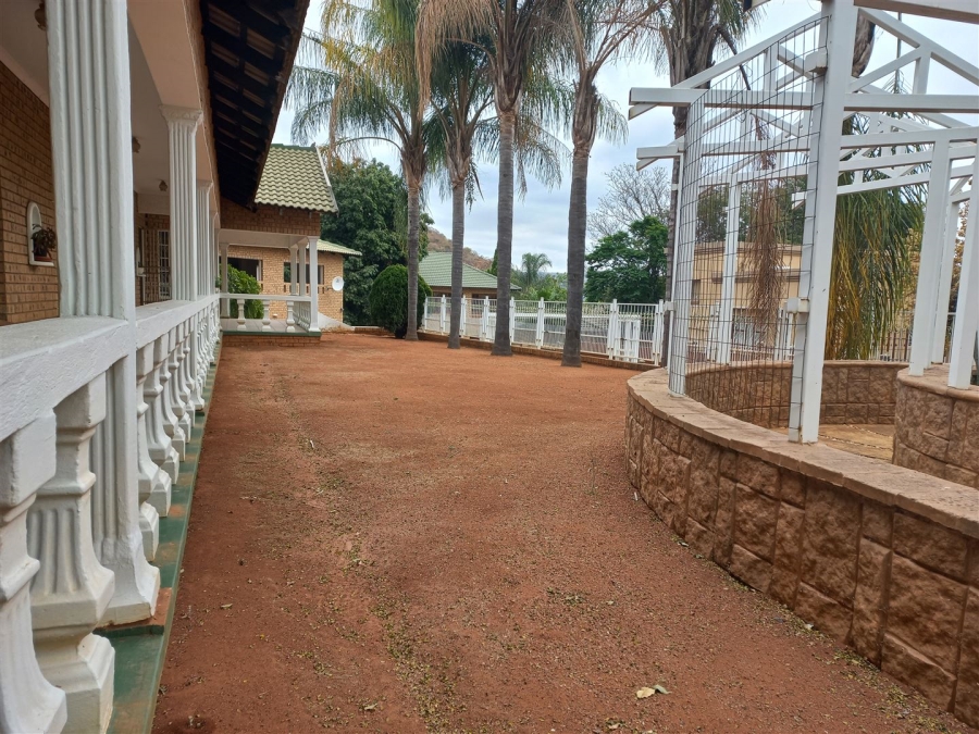 5 Bedroom Property for Sale in Cashan North West